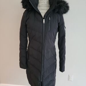 Calvin Klein Down Coat w/Detachable Faux Fur Hood - Size Small